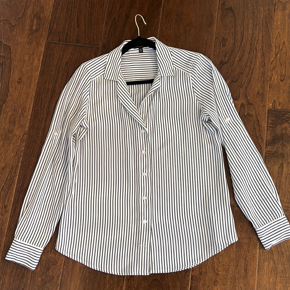EXPRESS Very soft blouse